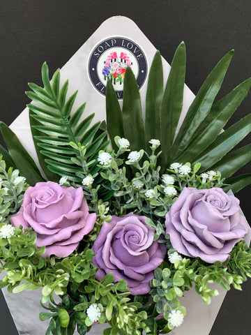 Rose arrangement