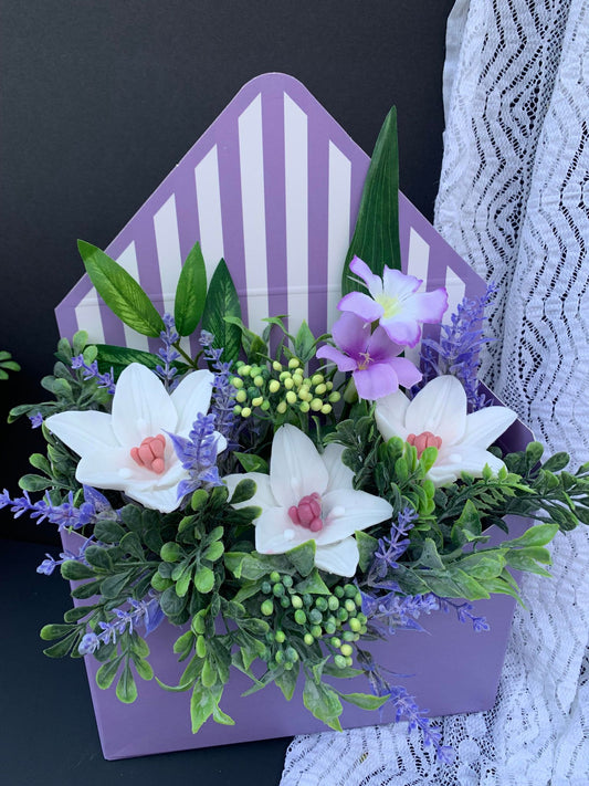 White Lily flower arrangement