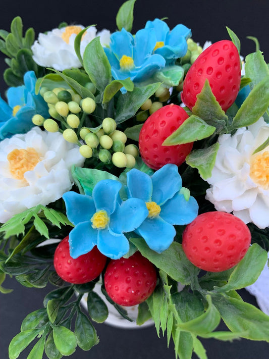 Wildflowers arrangement with Strawberries, Daisies and Blue wildflowers "Summer feelings"