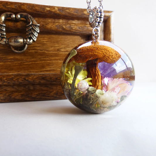 Woodland necklace, Terrarium necklace with real moss and mushrooms