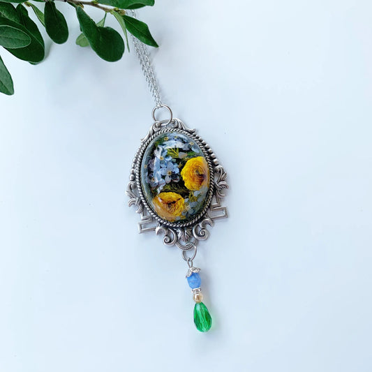 Forget me not flower necklace, Victorian style real flowers necklace, Terrarium necklace